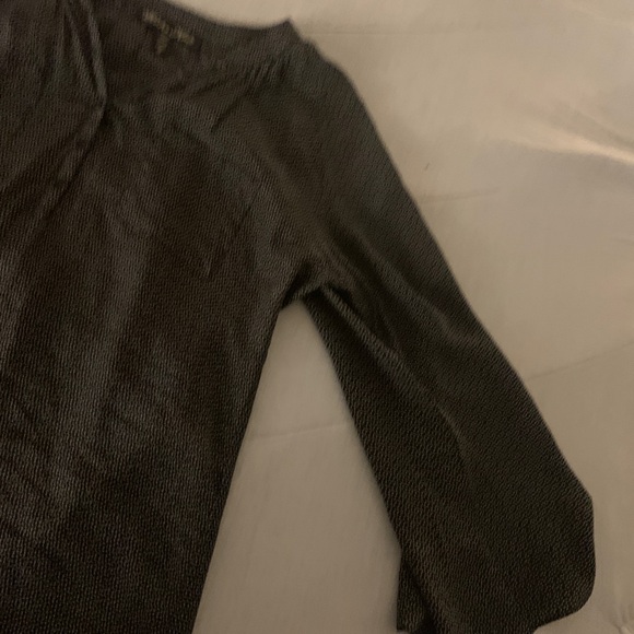 Flared sleeve top - Picture 3 of 4